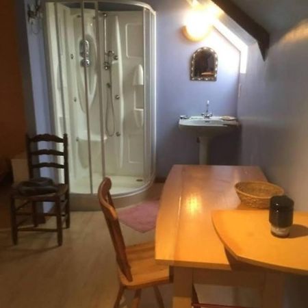 Chambre Chez L'Habitant Rueyres Eksteriør billede