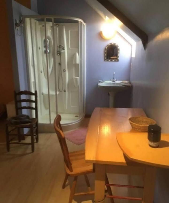 Chambre Chez L'Habitant Rueyres Eksteriør billede
